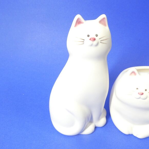 3 White Cat Figurines Bank Vase Takahashi Japan Ceramic Vintage 1980s - Picture 4 of 12
